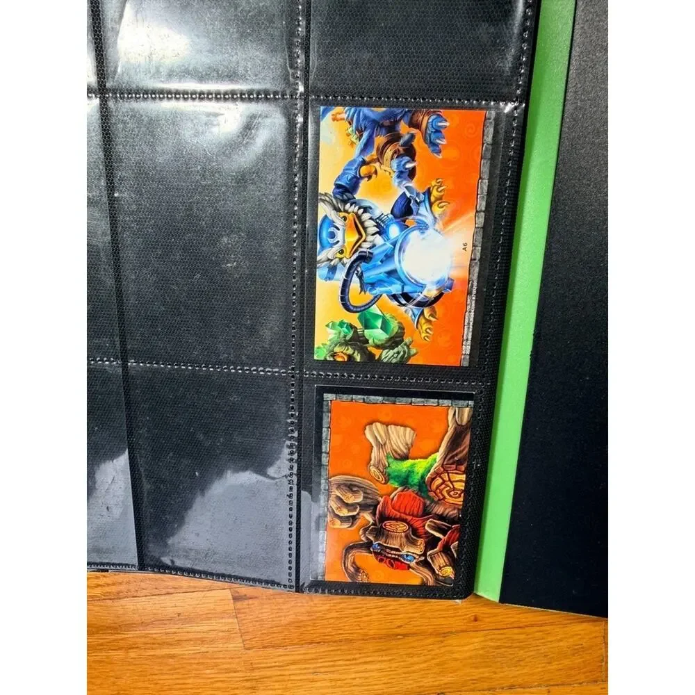 Large Skylanders Super Mario Nintendo Trading Card Collection Binder 100+ Cards